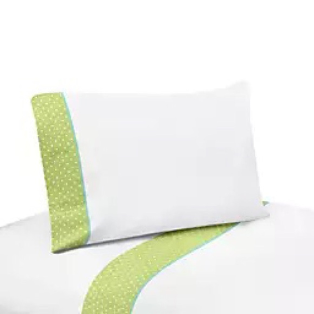 Orange-red bed and pillow cover set